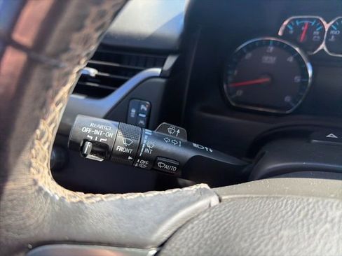 Used 2020 Chevrolet Tahoe LT image 46