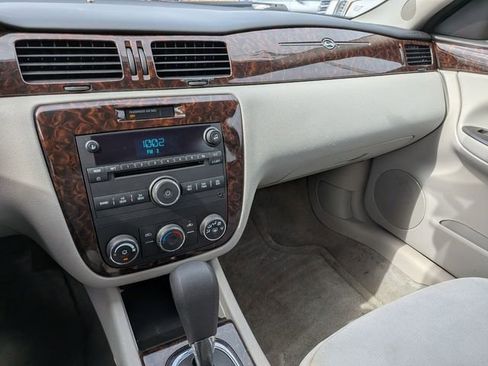 Used 2016 Chevrolet Impala Limited LS FWD image 21