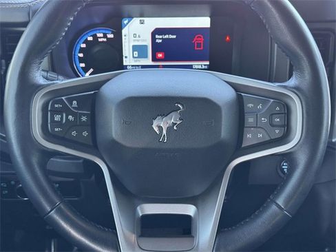 Used 2024 Ford Bronco Badlands image 22
