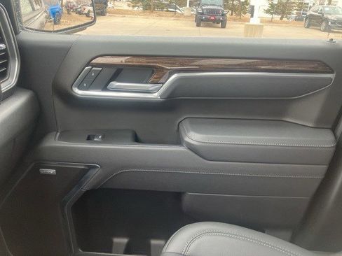 Used 2025 GMC Sierra 1500 Elevation w/ Elevation Premium Package image 23