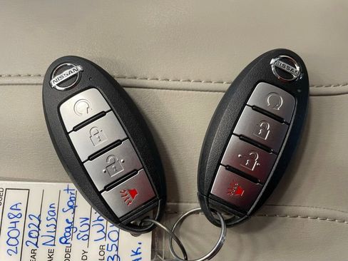 Certified 2022 Nissan Rogue Sport SV w/ Technology Package image 18