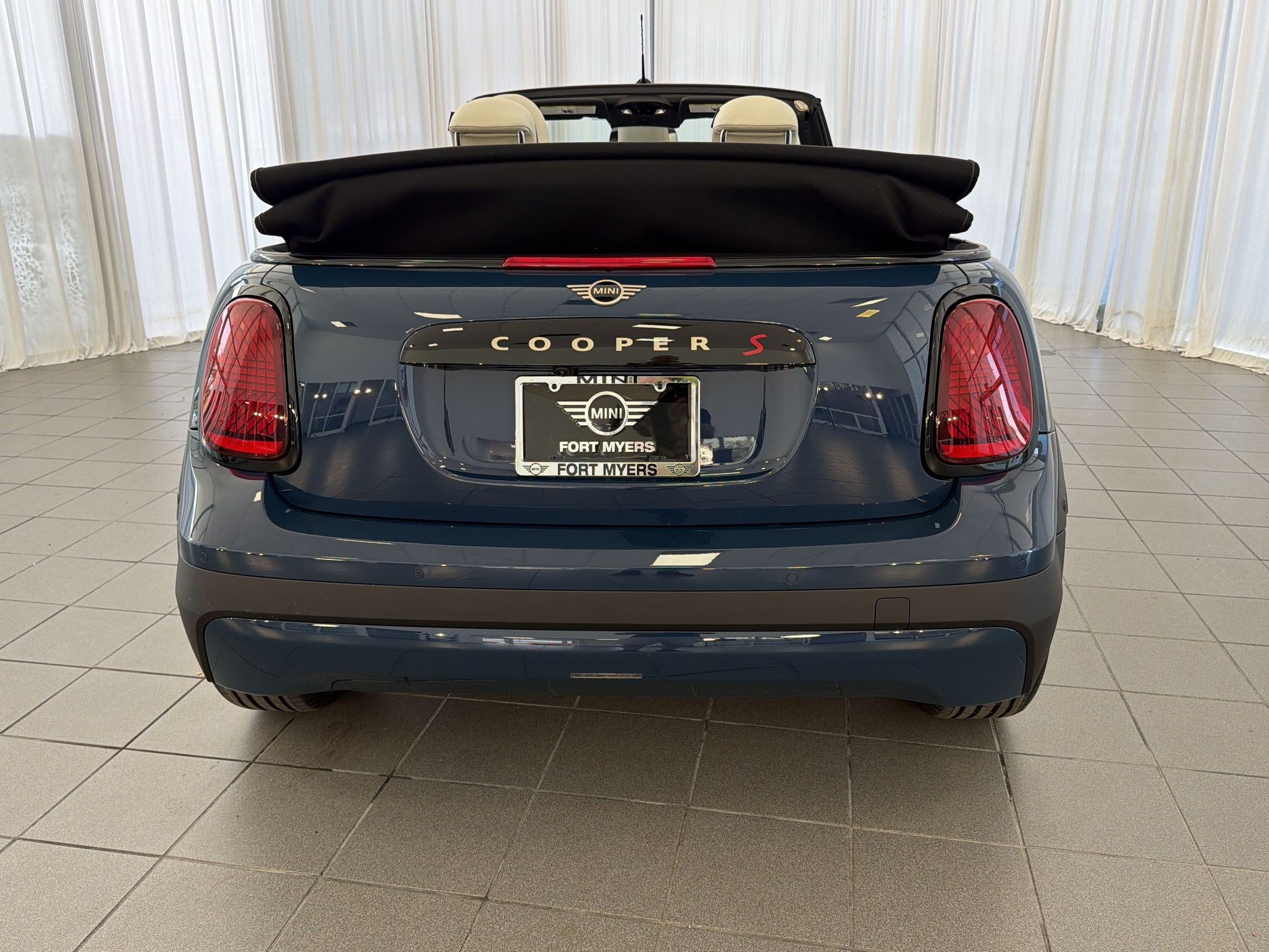 New 2026 MINI Cooper S FWD image 9