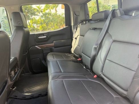 Used 2021 Chevrolet Silverado 1500 LT Trail Boss w/ Convenience Package II image 9