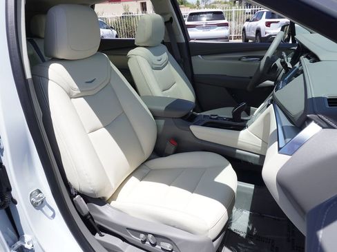 New 2025 Cadillac XT5 Premium Luxury w/ Technology Package image 12