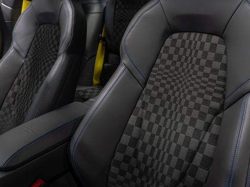 Used 2026 Porsche 911 Carrera GTS image 51