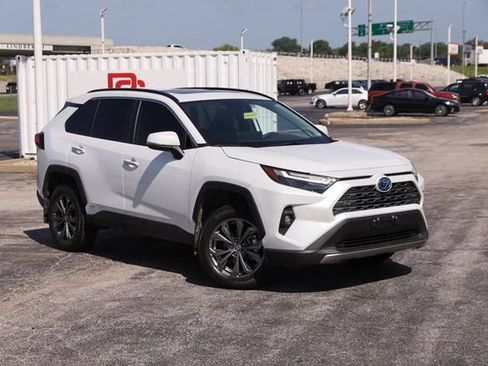Used 2024 Toyota RAV4 Limited w/ Advanced Technology Package AWD/4WD image 2