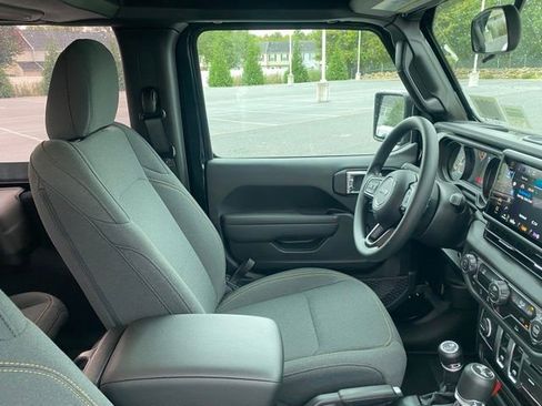 New 2026 Jeep Wrangler Sport AWD/4WD image 31