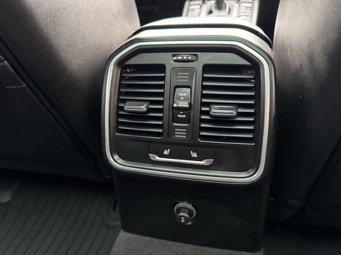 Used 2017 Porsche Macan GTS image 20