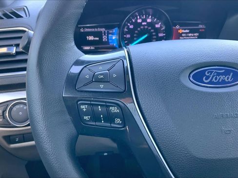 Used 2019 Ford Explorer Limited w/ Ford Safe & Smart Package image 21