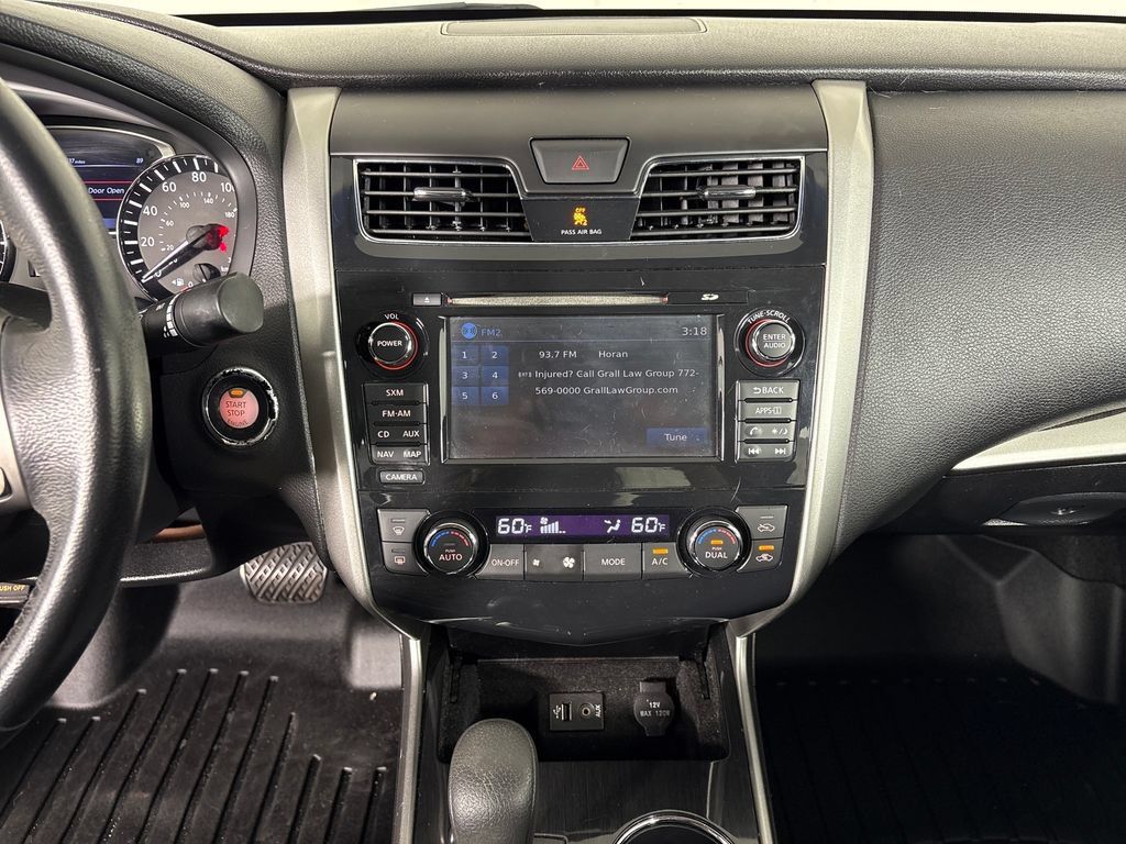 Used 2014 Nissan Altima 2.5 SV w/ Convenience Package FWD image 31