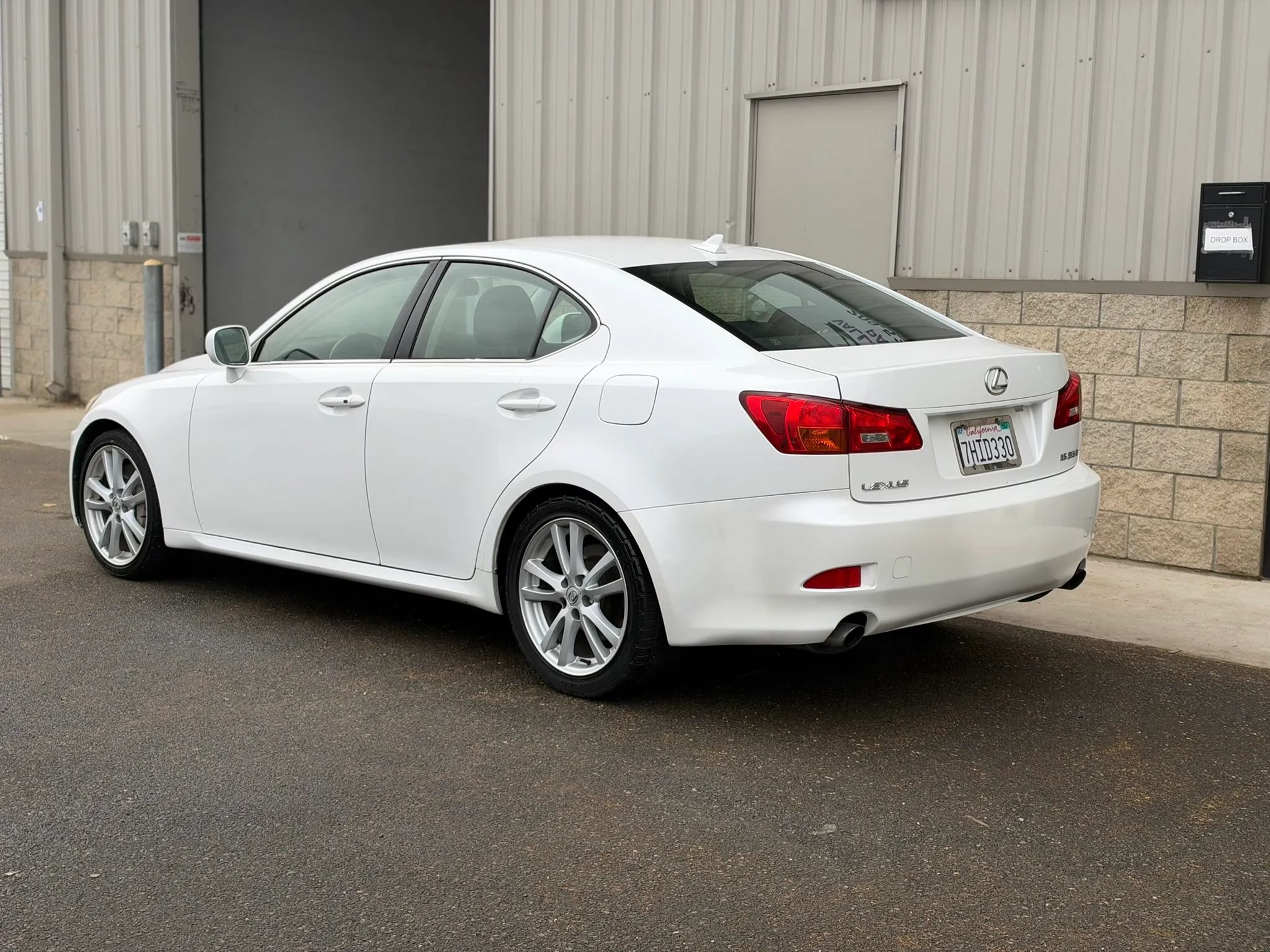 Used 2007 Lexus IS 350 w/ Premium Pkg RWD image 5