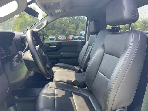 Used 2019 Chevrolet Silverado 1500 W/T w/ WT Convenience Package AWD/4WD image 2
