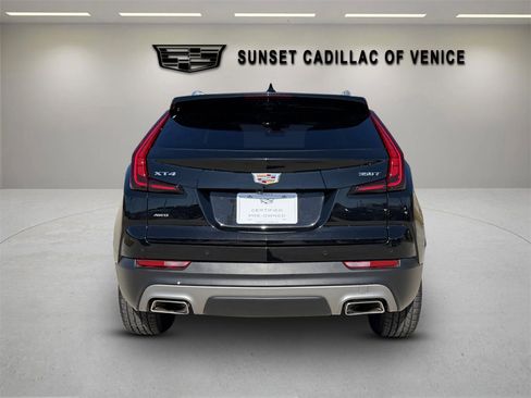 Certified 2022 Cadillac XT4 Premium Luxury w/ Enhanced Visibility Package image 4