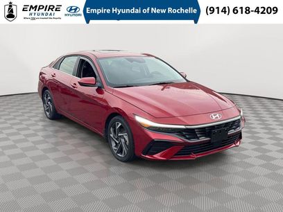 Certified 2025 Hyundai Elantra SEL