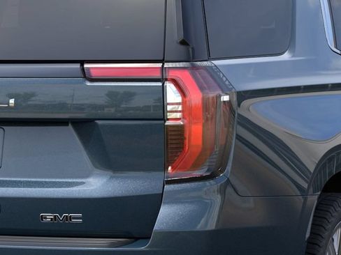 New 2026 GMC Yukon Denali Ultimate AWD/4WD image 11