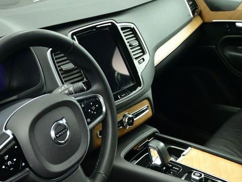 Used 2023 Volvo XC90 B6 Plus w/ Protection Package image 51