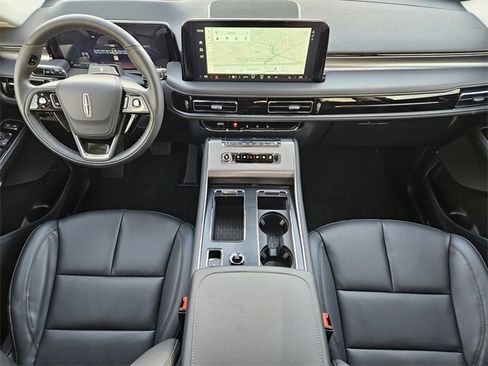 New 2026 Lincoln Aviator 2WD image 24