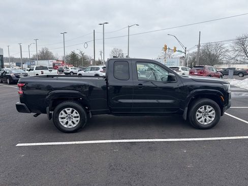 Used 2023 Nissan Frontier SV w/ SV Convenience Package image 6