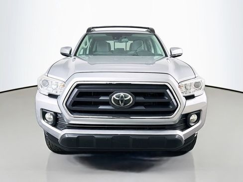 Used 2020 Toyota Tacoma SR5 image 2