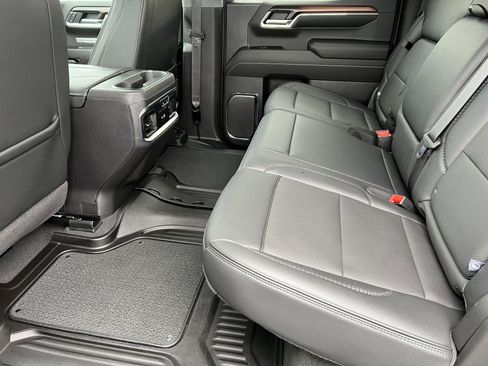 Used 2024 GMC Sierra 1500 Denali w/ Denali Reserve Package image 17