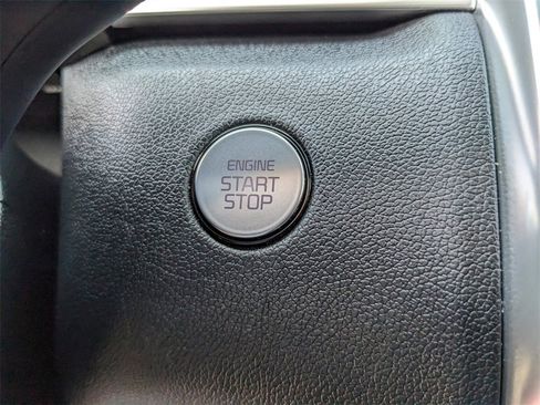 Certified 2023 Kia Sorento SX image 29