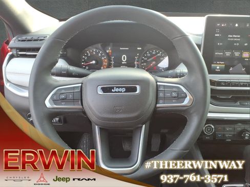 Certified 2023 Jeep Compass Limited AWD/4WD image 17