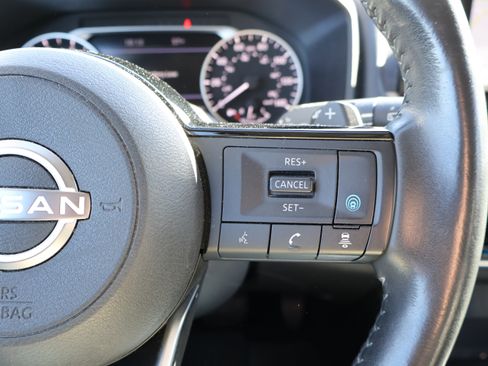 Used 2023 Nissan Rogue SL w/ SL Premium Package image 37