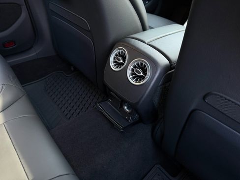 Used 2024 Mercedes-Benz AMG GT 43 image 28