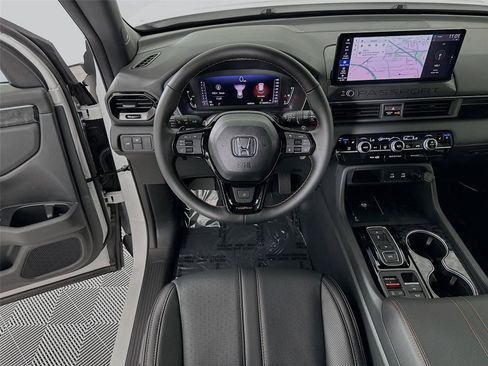 New 2026 Honda Passport TrailSport Elite image 2