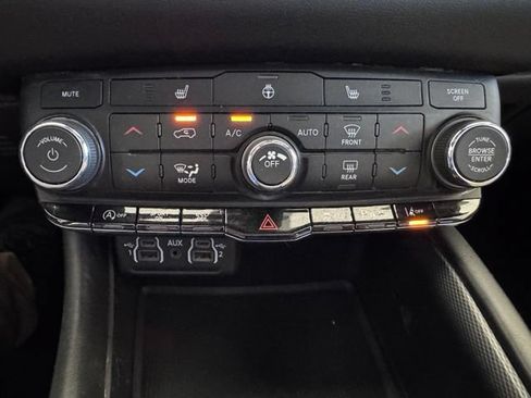 Used 2021 Dodge Durango GT RWD image 23