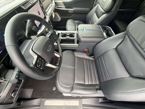 Certified 2023 Chevrolet Equinox RS w/ LPO, Floor Liner Package FWD image 10