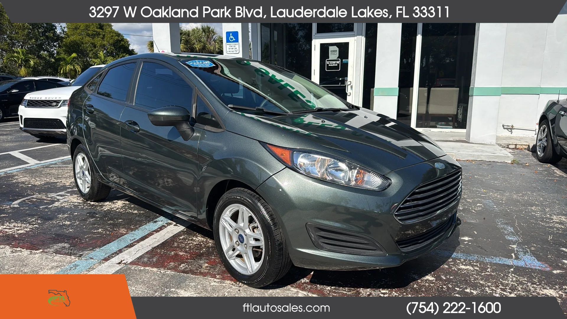 Used 2018 Ford Fiesta SE FWD image 3