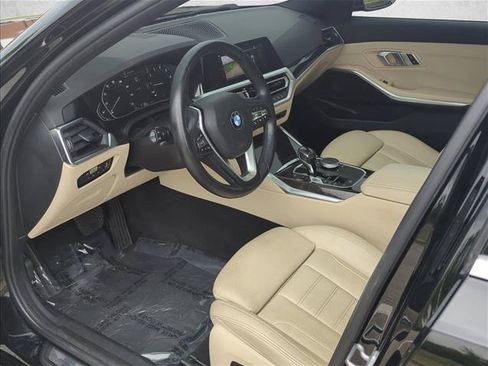 Used 2021 BMW 330i Sedan w/ Convenience Package RWD image 11