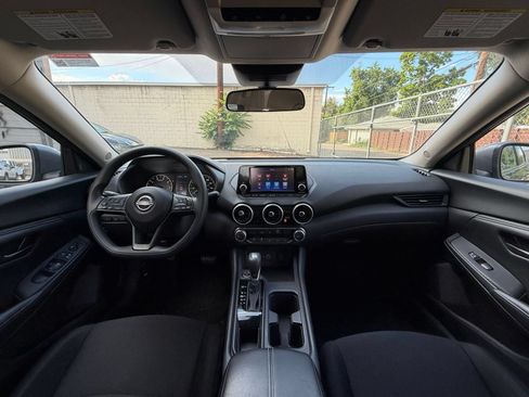 Used 2025 Nissan Sentra S FWD image 31