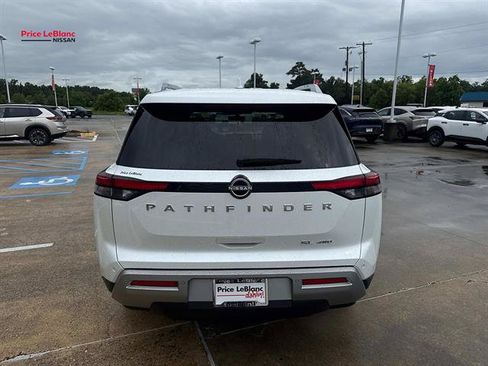Certified 2025 Nissan Pathfinder SL AWD/4WD image 6