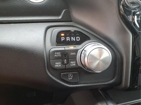 Used 2026 RAM 1500 Laramie AWD/4WD image 11