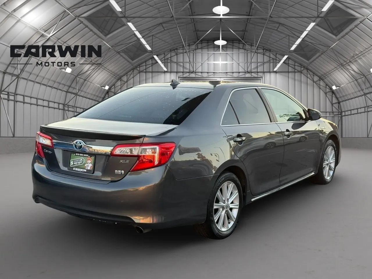 Used 2013 Toyota Camry XLE w/ Leather Pkg FWD image 4