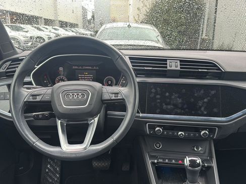 Used 2023 Audi Q3 2.0T Premium Plus w/ Premium Plus Package image 10