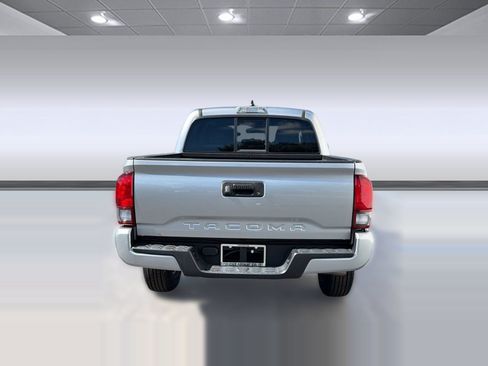 Certified 2022 Toyota Tacoma SR w/ SR Convenience Package RWD image 10