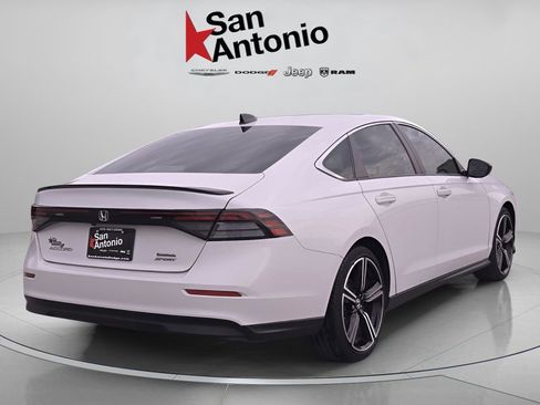 Used 2023 Honda Accord Sport image 8