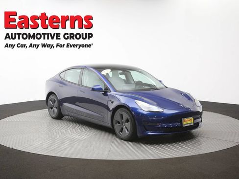 Used 2023 Tesla Model 3 Standard Range RWD image 44