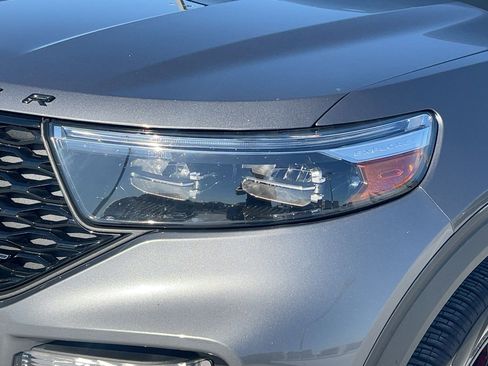 Used 2022 Ford Explorer ST w/ Equipment Group 401A image 11