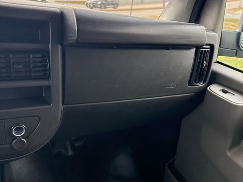 New 2025 GMC Savana 2500 w/ Driver Convenience Package image 11