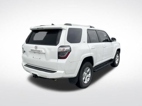 Used 2023 Toyota 4Runner SR5 AWD/4WD image 15