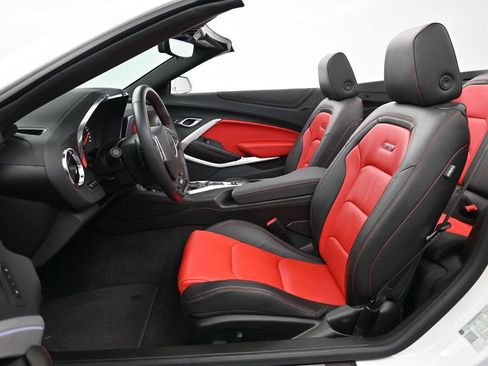 Used 2023 Chevrolet Camaro SS image 5