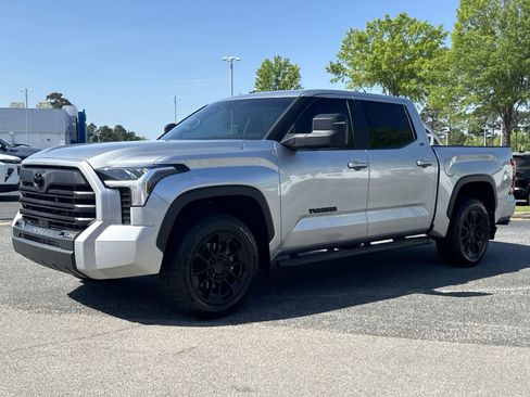 Used 2024 Toyota Tundra SR5 w/ SR5 Premium Package image 5