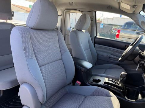 Used 2013 Toyota Tacoma 2WD Access Cab image 24