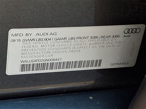 Used 2016 Audi S8 image 28