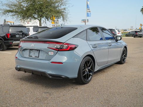 Used 2023 Honda Civic Sport image 5