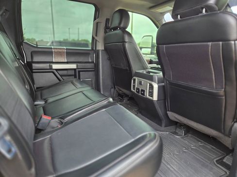 Used 2019 Ford F350 Lariat w/ Lariat Ultimate Package image 11